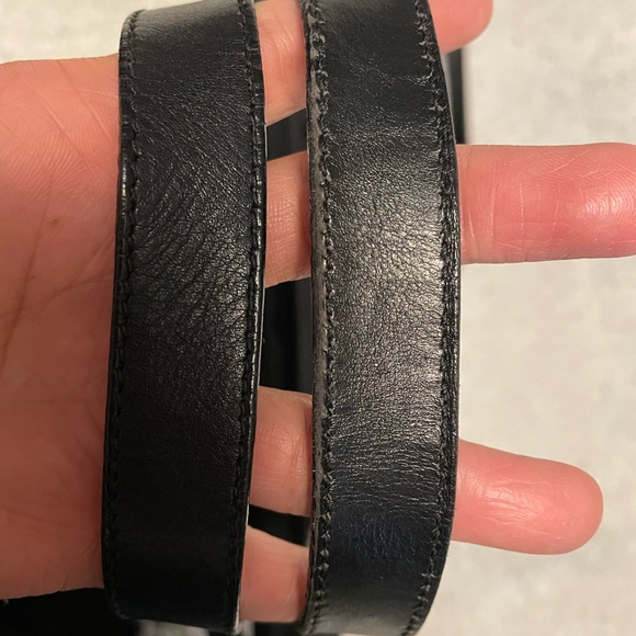 Authentic Fendi nylon sling (2 way) - Picture 5 of 8